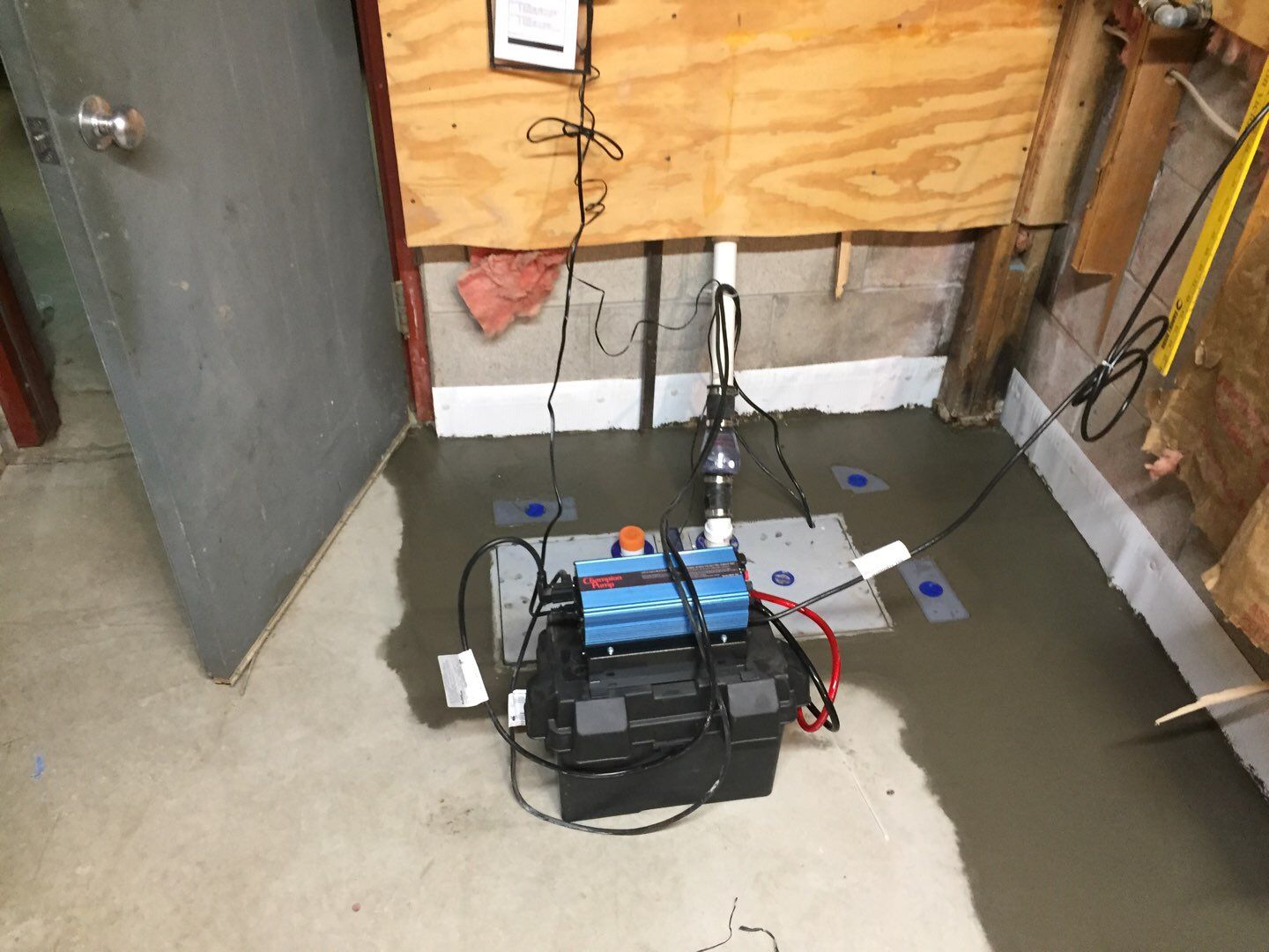 Sump-pump-and-battery-back-up-system